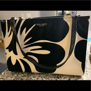 Authentic Kate Spade Purse 💕 New Listing 💕